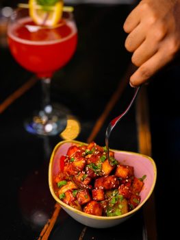 chilli paneer-honeymoon restaurant croydon